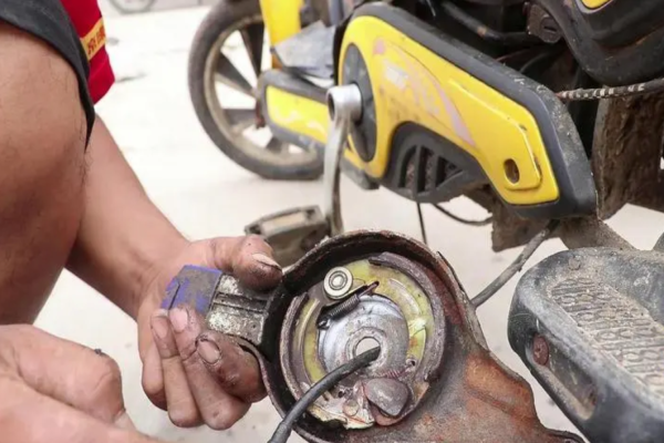 遂宁市电动车刹车故障